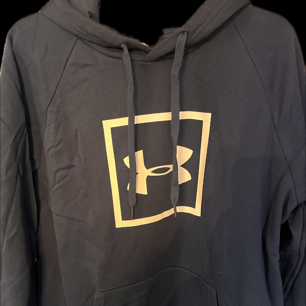 UNDER ARMOUR  NAVY BLUE MENS HOODIE SIZE XL
